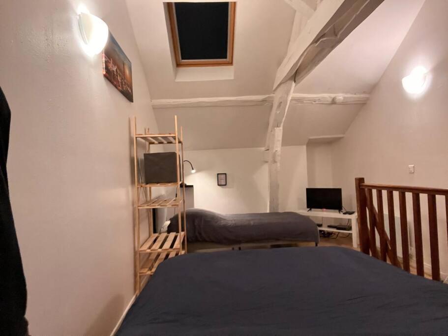 Duplex Centre-ville Au Calme Avec Parking Appartement *